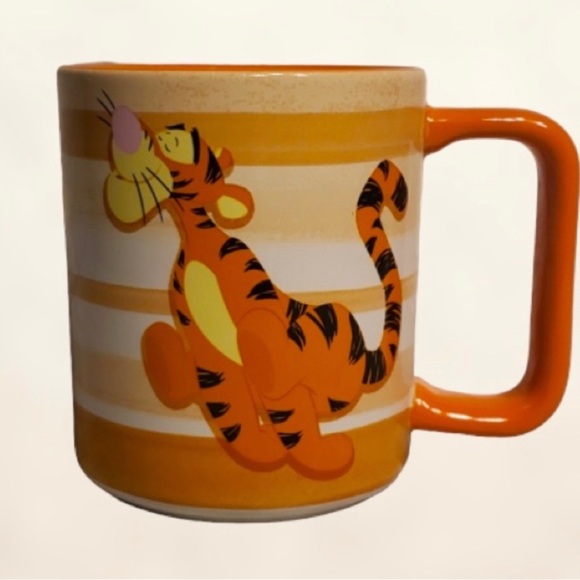 COPY - Tigger Bouncy Fun Ceramic Mug - Disney NEW - Picture 1 of 5